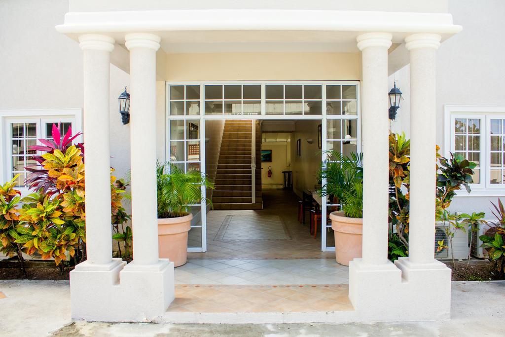 Bay Gardens Hotel Gros Islet Exteriör bild